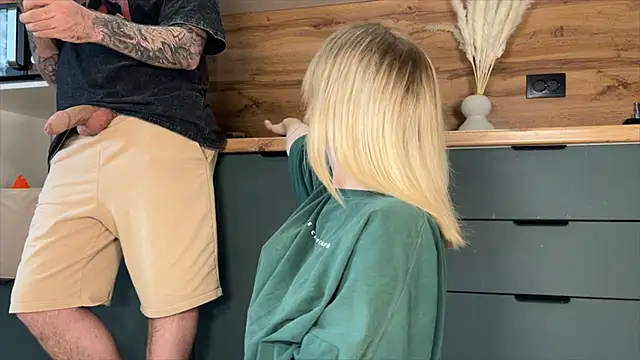 Adelovenick online show from 04/01/26, 10:38