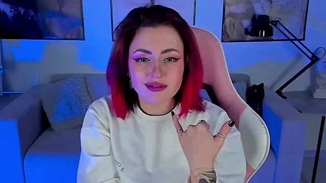 Snapshot of Lana__May chatting on 01/18/25, 11:32 Lana May online show from 01/18/25, 11:32