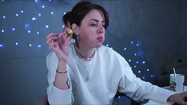 Snapshot of Lana__May chatting on 03/02/25, 11:29 Lana May online show from 03/02/25, 11:29