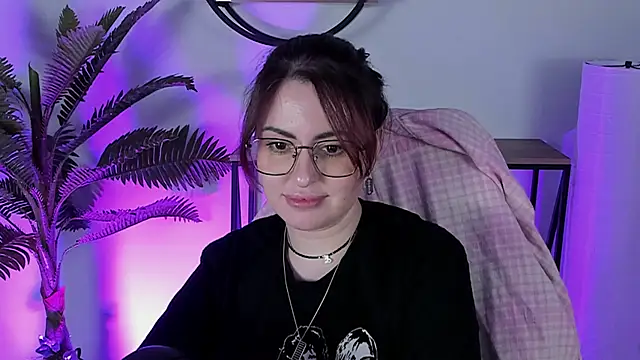 Snapshot of Lana__May chatting on 03/06/25, 06:16 Lana May online show from 03/06/25, 06:16