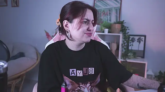 Snapshot of Lana__May chatting on 03/14/25, 11:23 Lana May online show from 03/14/25, 11:23