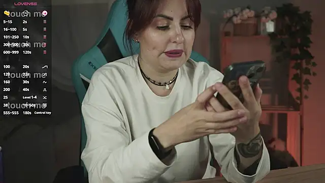 Snapshot of Lana__May chatting on 09/10/25, 08:14 Lana May online show from 09/10/25, 08:14