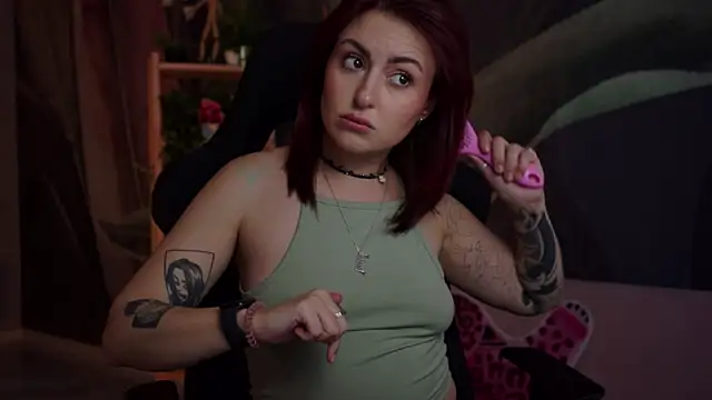 Snapshot of Lana__May chatting on 09/18/25, 08:16 Lana May online show from 09/18/25, 08:16