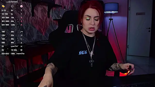 Lana  May online show from 12/14/25, 08:20