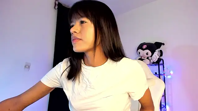 meganthompsonn22 online show from 03/05/26, 06:53