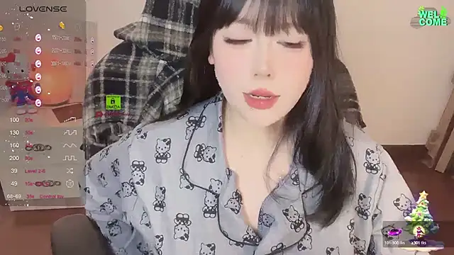 Snapshot of Naixue-520 chatting on 02/26/25, 02:25 Naixue-520 online show from 02/26/25, 02:25