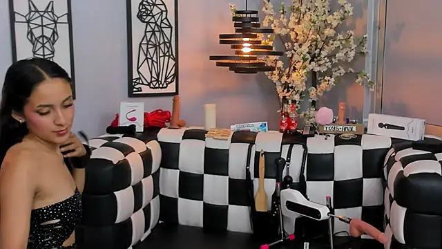 SARAFOXX  online show from 12/21/24, 02:47