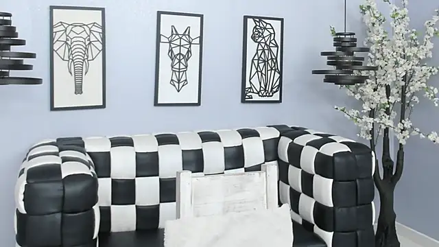 SARAFOXX  online show from 01/08/25, 11:43