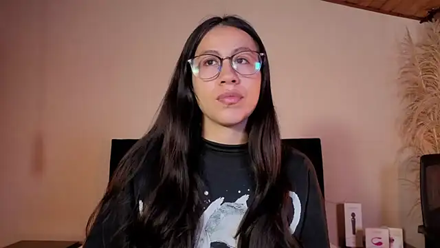 EmiGomez  online show from 05/29/26, 01:20
