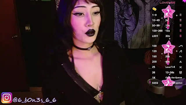 Snapshot of Effy_Corpse chatting on 11/24/25, 12:43 Effy Corpse online show from 11/24/25, 12:43