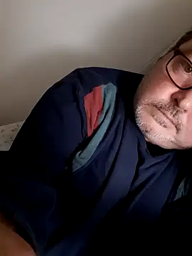 Snapshot of bluangelo chatting on 12/25/24, 10:48 bluangelo online show from 12/25/24, 10:48