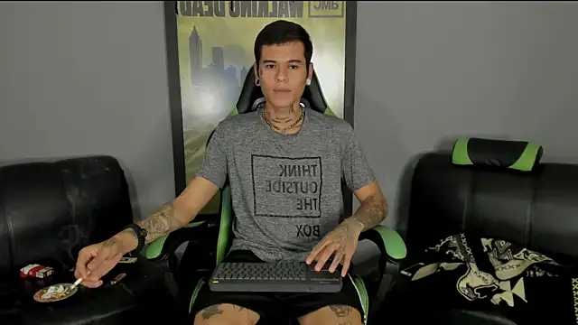 jamesinked  online show from 02/25/25, 08:30