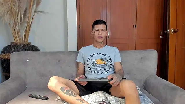 jamesinked  online show from 11/09/25, 08:18