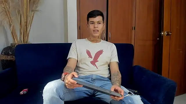 jamesinked  online show from 11/23/25, 12:21