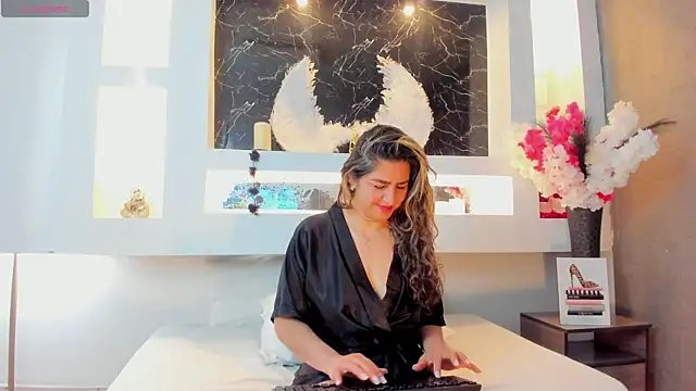 Cinthya mjs online show from 09/13/25, 11:54