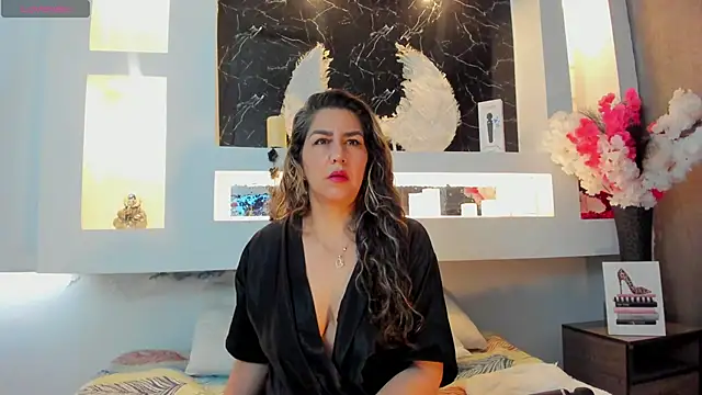 Cinthya mjs online show from 09/25/25, 12:20