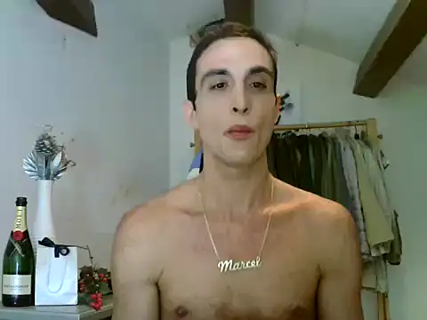 Lepetitmarcel online show from 10/19/25, 11:44