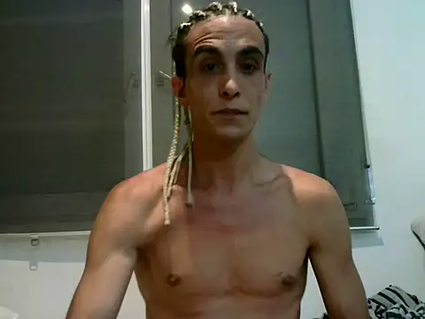Lepetitmarcel online show from 05/25/26, 01:39