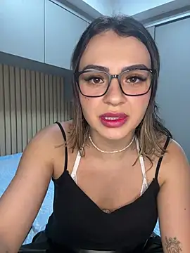 Snapshot of carol_amorim chatting on 01/26/25, 01:20 carol amorim online show from 01/26/25, 01:20