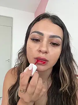 Snapshot of carol_amorim chatting on 02/14/25, 03:26 carol amorim online show from 02/14/25, 03:26