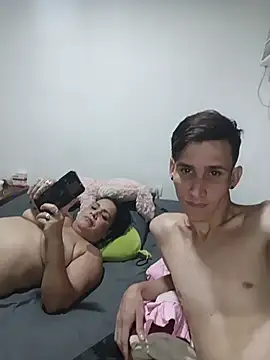 Milfvalesk online show from 07/17/26, 12:06