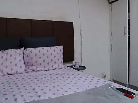 Sweet nicole98 online show from 04/11/26, 07:29