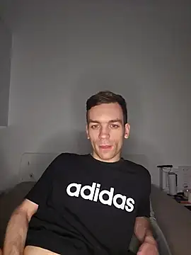 Snapshot of nickdtr chatting on 12/15/24, 06:48 nickdtr online show from 12/15/24, 06:48