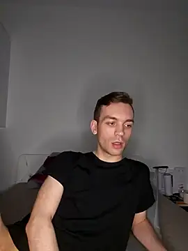 Snapshot of nickdtr chatting on 12/16/24, 05:00 nickdtr online show from 12/16/24, 05:00