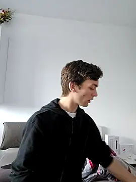 Snapshot of nickdtr chatting on 02/15/25, 01:38 nickdtr online show from 02/15/25, 01:38