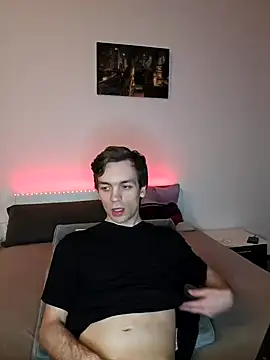 Snapshot of nickdtr chatting on 02/20/25, 11:32 nickdtr online show from 02/20/25, 11:32