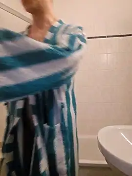 Snapshot of nickdtr chatting on 03/06/25, 03:24 nickdtr online show from 03/06/25, 03:24