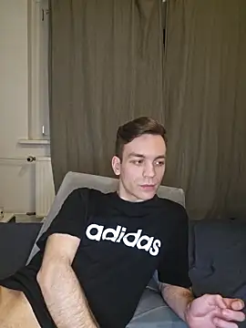 Snapshot of nickdtr chatting on 03/20/25, 09:56 nickdtr online show from 03/20/25, 09:56