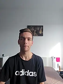 Snapshot of nickdtr chatting on 09/13/25, 09:09 nickdtr online show from 09/13/25, 09:09