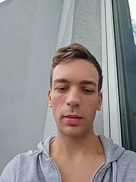 Snapshot of nickdtr chatting on 09/14/25, 11:42 nickdtr online show from 09/14/25, 11:42