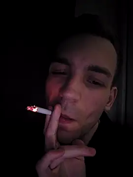 Snapshot of nickdtr chatting on 10/03/25, 12:40 nickdtr online show from 10/03/25, 12:40