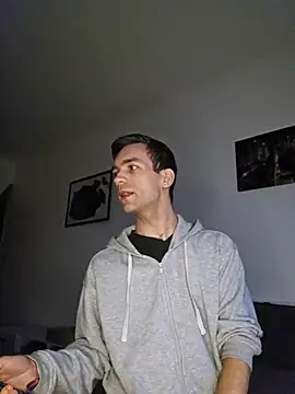 Snapshot of nickdtr chatting on 10/12/25, 05:17 nickdtr online show from 10/12/25, 05:17