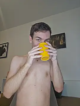 Snapshot of nickdtr chatting on 10/27/25, 11:09 nickdtr online show from 10/27/25, 11:09