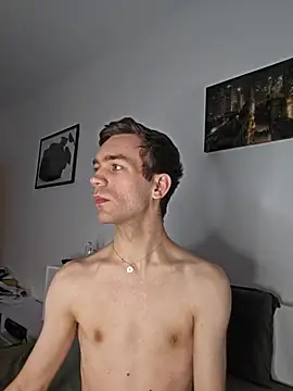 Snapshot of nickdtr chatting on 10/28/25, 11:18 nickdtr online show from 10/28/25, 11:18