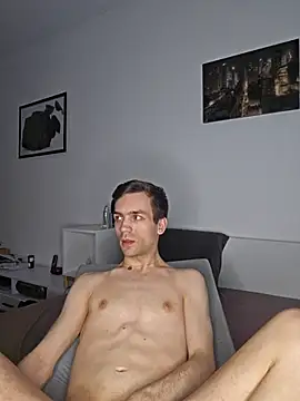 Snapshot of nickdtr chatting on 10/31/25, 07:48 nickdtr online show from 10/31/25, 07:48