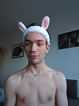 Snapshot of nickdtr chatting on 11/06/25, 01:56 nickdtr online show from 11/06/25, 01:56