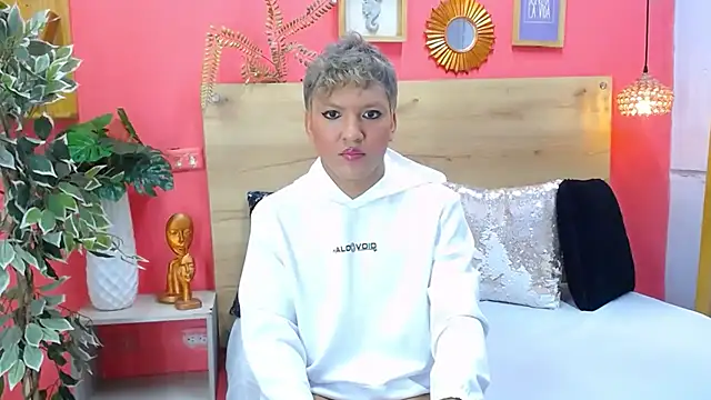 Snapshot of aslyhernandez_7 chatting on 03/14/26, 11:48 aslyhernandez 7 online show from 03/14/26, 11:48