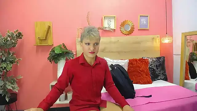 Snapshot of aslyhernandez_7 chatting on 03/17/26, 12:08 aslyhernandez 7 online show from 03/17/26, 12:08