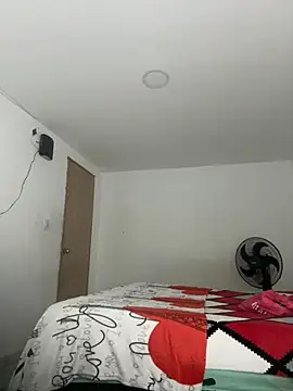 Snapshot of sexy_black31 chatting on 02/19/26, 01:12 sexy black31 online show from 02/19/26, 01:12