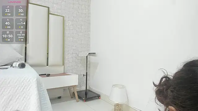 Victoriaa millers online show from 03/16/25, 03:25