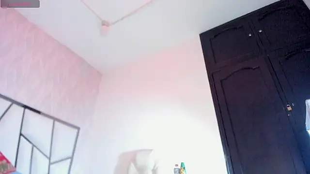 Victoriaa millers online show from 01/10/26, 07:15