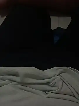 beautiful hands  online show from 11/12/25, 09:10