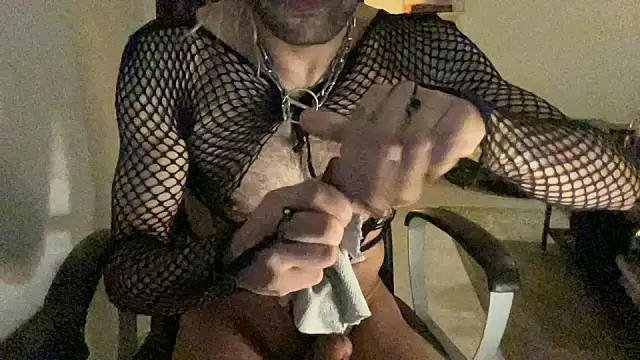 P4RtYBOII92 online show from 12/14/25, 03:56