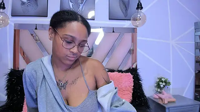 Elith noa online show from 02/04/25, 01:34