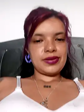 Snapshot of Athena_77 chatting on 12/27/24, 11:17 Athena 77 online show from 12/27/24, 11:17