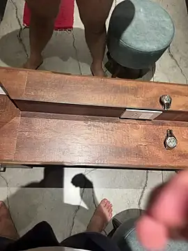 Snapshot of versatile_guy01 chatting on 09/26/25, 05:50 versatile guy01 online show from 09/26/25, 05:50